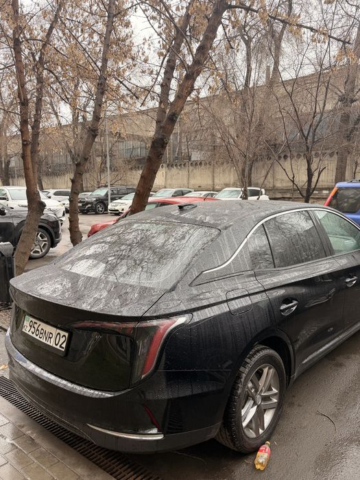 Hongqi E-QM5, 2025 года, рестайлинг