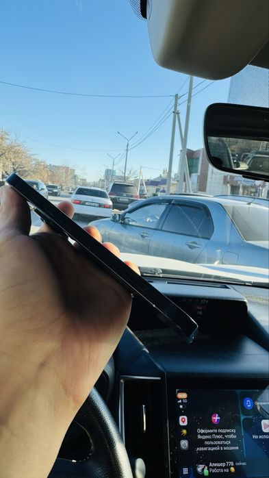 IPhone 13 128gb midnight