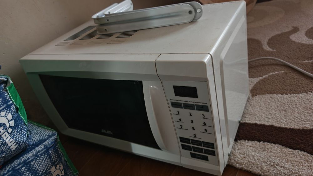 Микроволновая печь