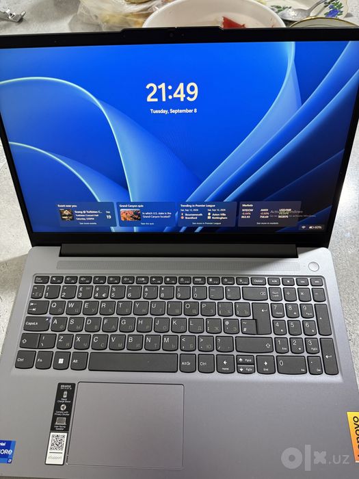 Lenovo IDEAPAD Slim3i (15”,8)  COREi7