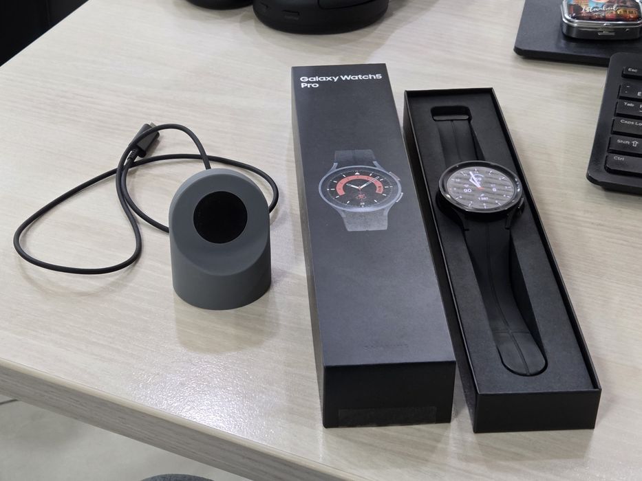 Смарт часы Samsung Galaxy Watch 5 Pro Black