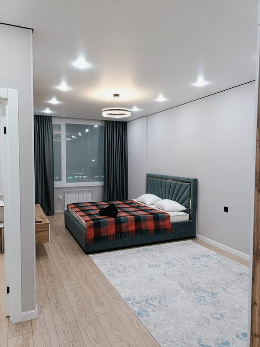 Сдаю 1 ком квартиру посуточна