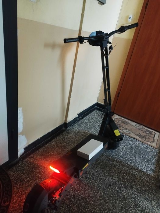 Продавам тротинетка G4