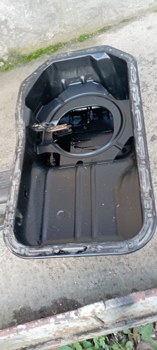 Картер+ капак клапани