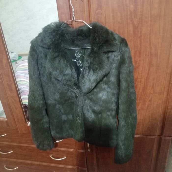 Продаются две шубы