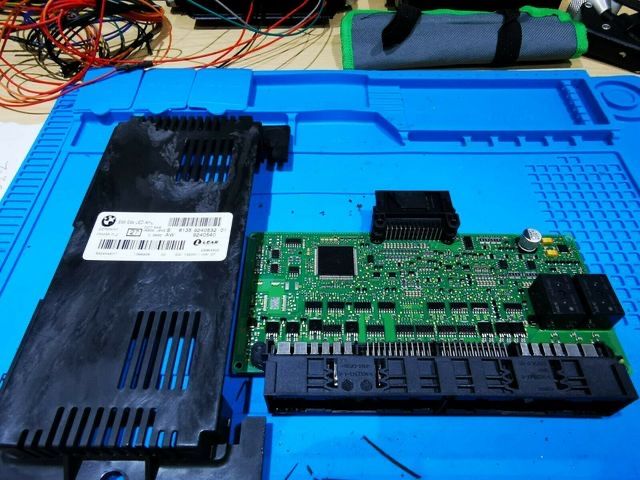 Reparatie modul lumini BMW FRM