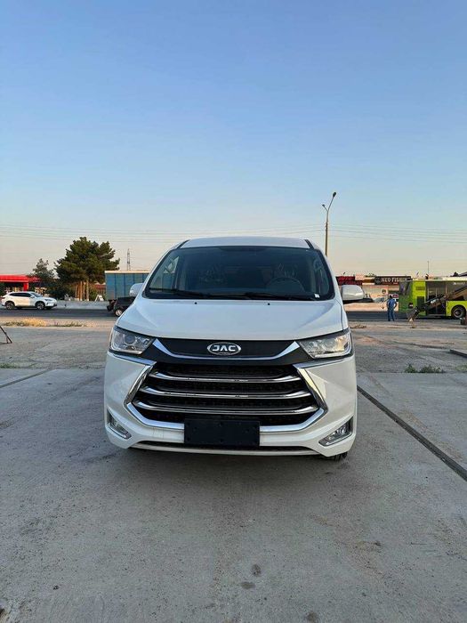 ЖАС М4 минивенларимиз  сотувда таййор