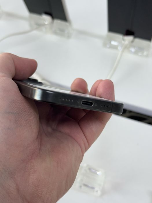 Айфон 15про 256гб 82%