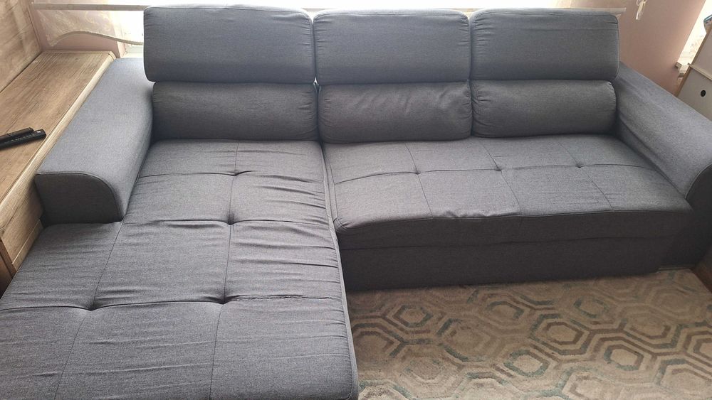 Разтегателен диван