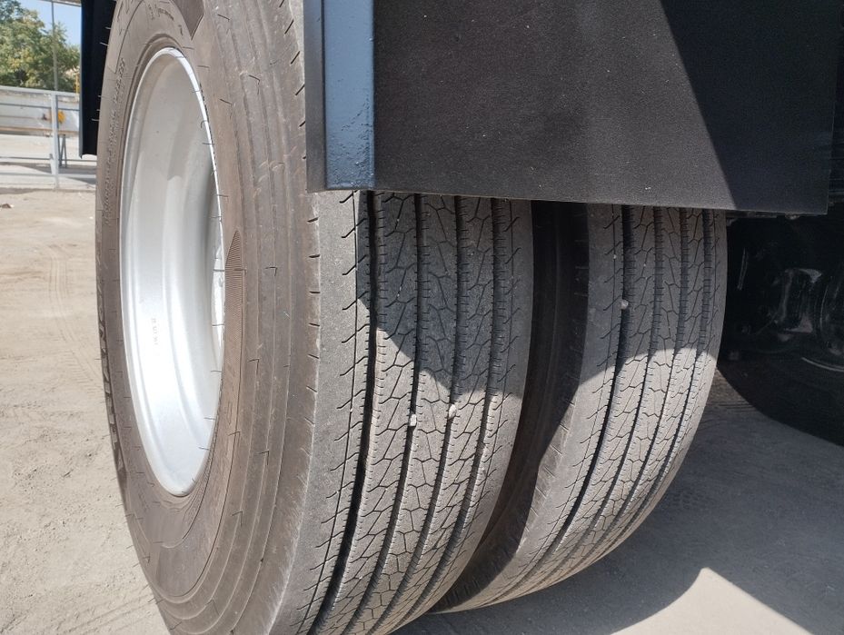 Зил 130 сотилади