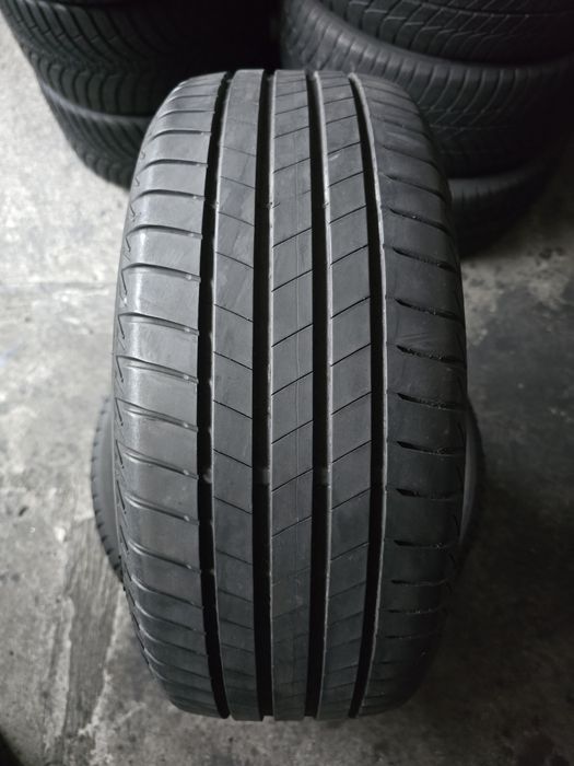 Bridgestone 215/55 R16 93H vară