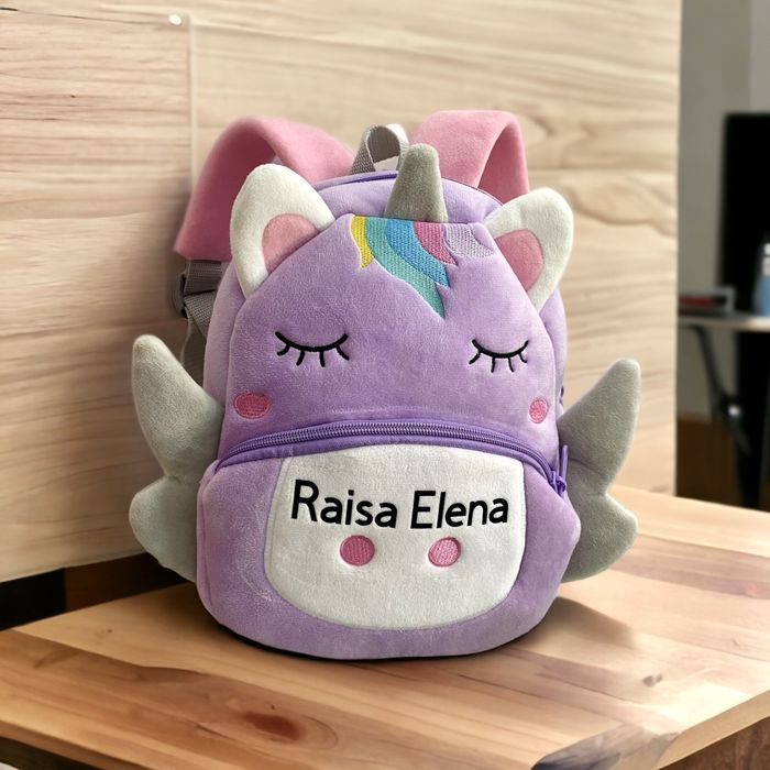 Ghiozdan personalizat