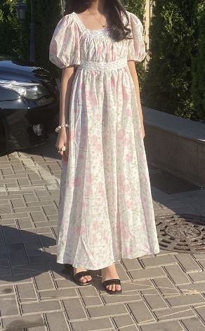 Платье корейское цветочное розовое срочно продается!