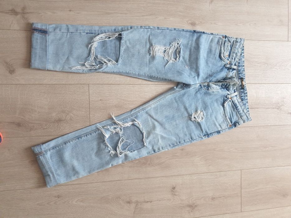 Blugi și pantaloni