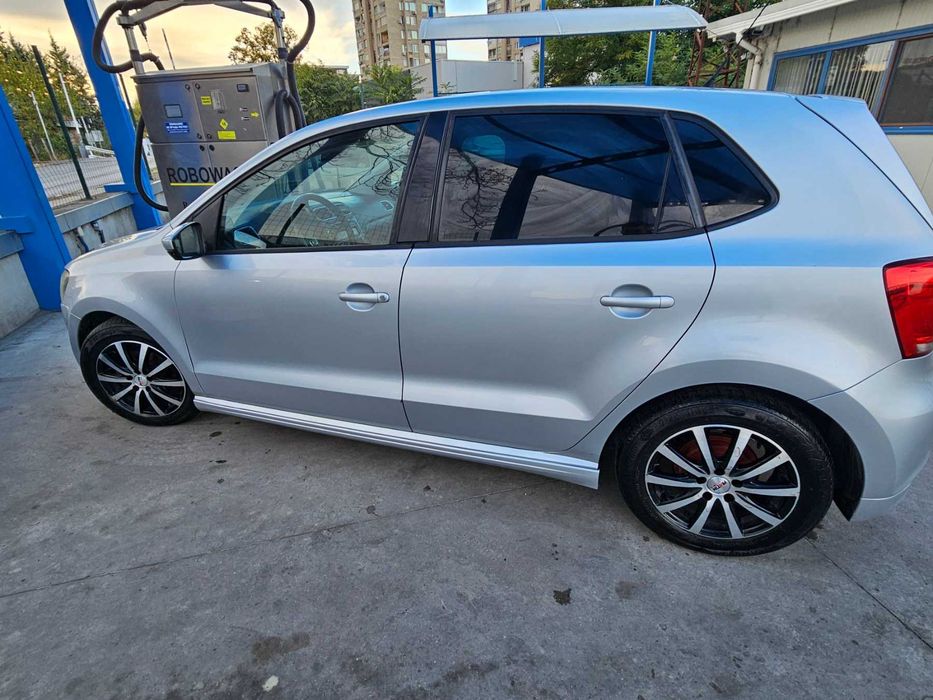 Продавам volkswagen polo
