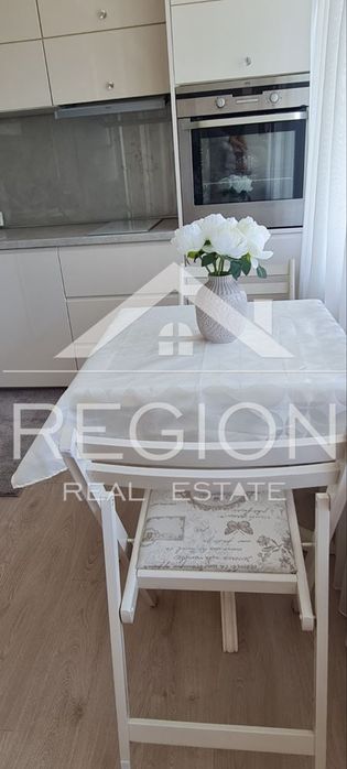 Дава се под наем Двустаен апартамент в Варна, Център - 65 кв.м за 765 € - Снимка #7