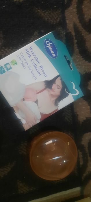 Грудное вскармливание. Молокосборник и сосок для кормления