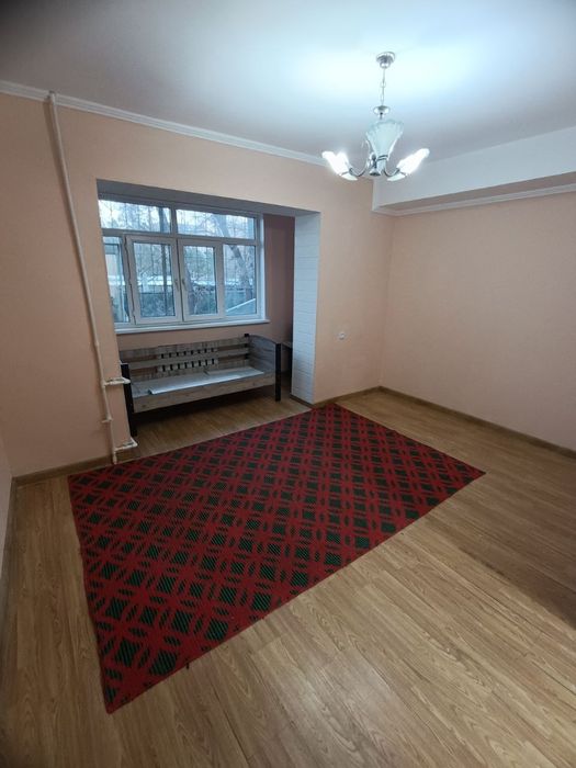 Продается Квартира YUNUSOBOD unversam oldida 2-kvartal 2-etaj