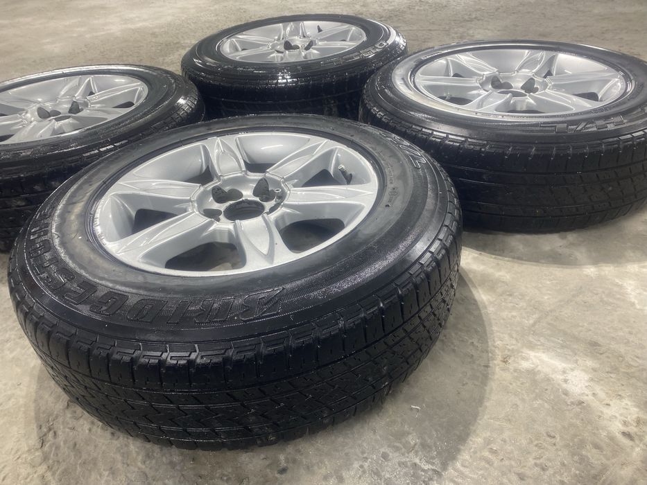 Диски в комплекте от авто рав 4