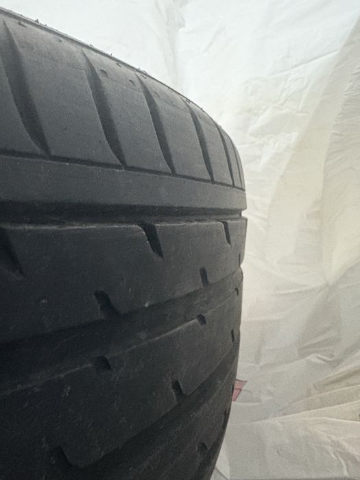 Продам комплект летней резины размер 17