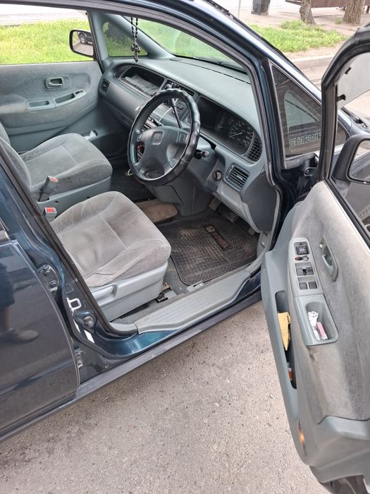 Honda Odyssey RA2