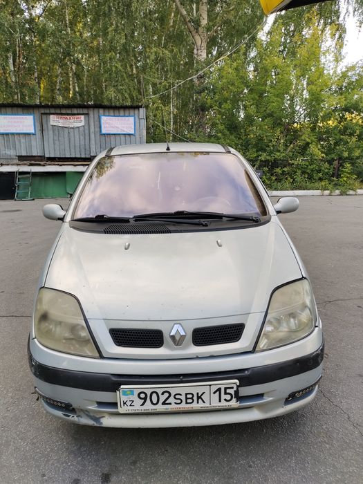 Продам машину 2001 гв