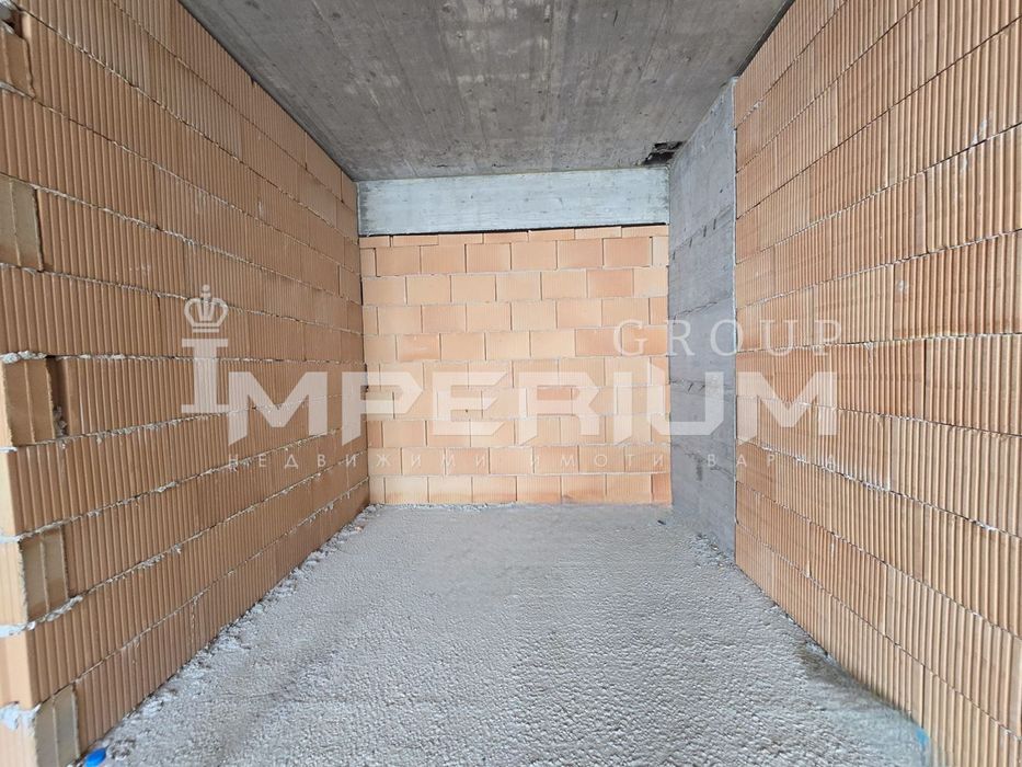 Продава се Двустаен апартамент в Варна, Левски - 73 кв.м за 1535 €/кв.м - Снимка #3