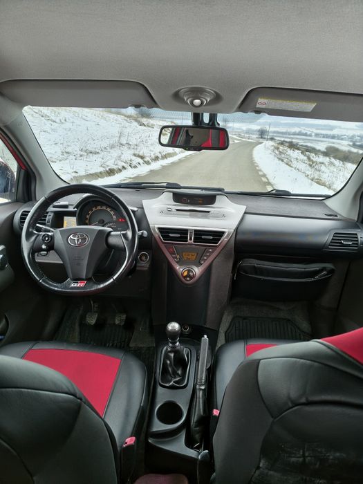Toyota iQ, 1.0 benzina, GR