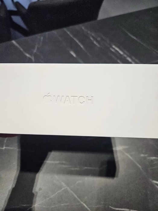 Чисто нов Apple Watch Series 10 (GPS) 42mm Aluminum - Неактивиран!