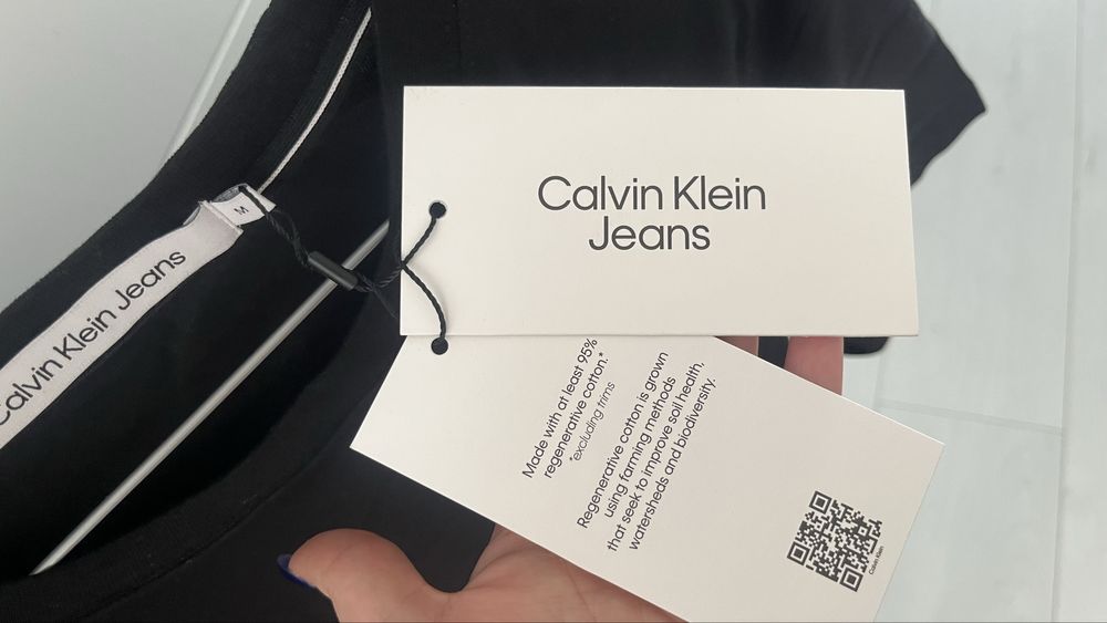 Чисто нова мъжка тениска на CALVIN KLEIN JEANS