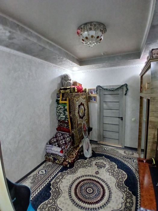 GORNIY INSTUT ORQASIDAN 16 ETAJLIK domlardan.2 honalik kvartira sot