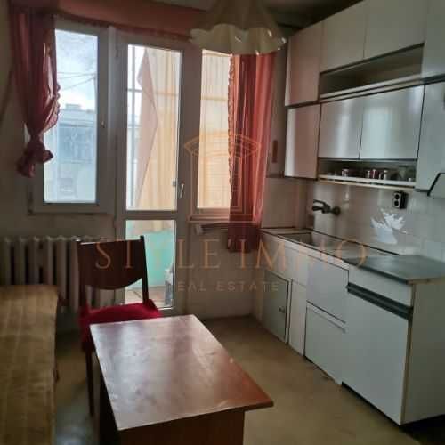 Продава се Двустаен апартамент в Разград, Център - 70 кв.м за 1022 €/кв.м - Снимка #4