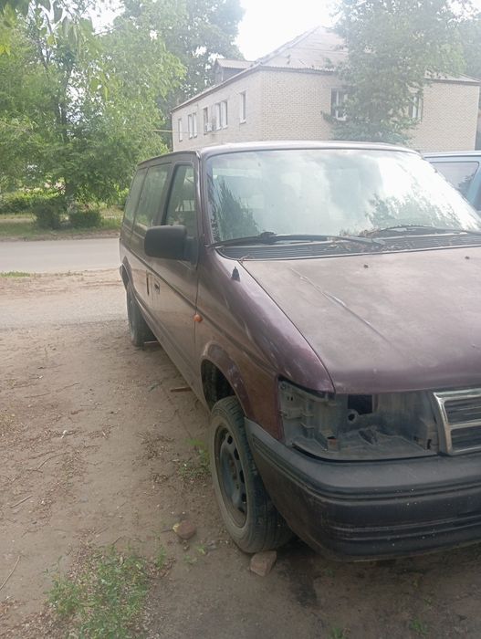 Продам кузов Крайслер Вояджер 95год