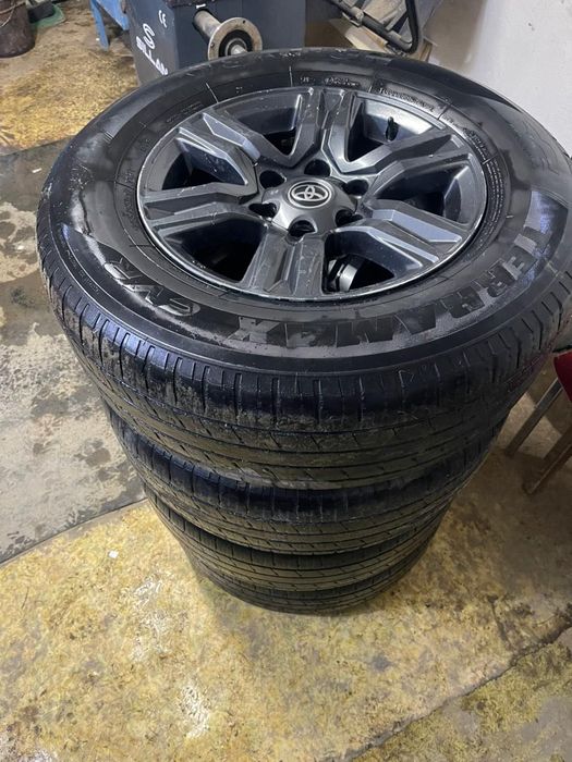 Диски Hilux 265/65/17