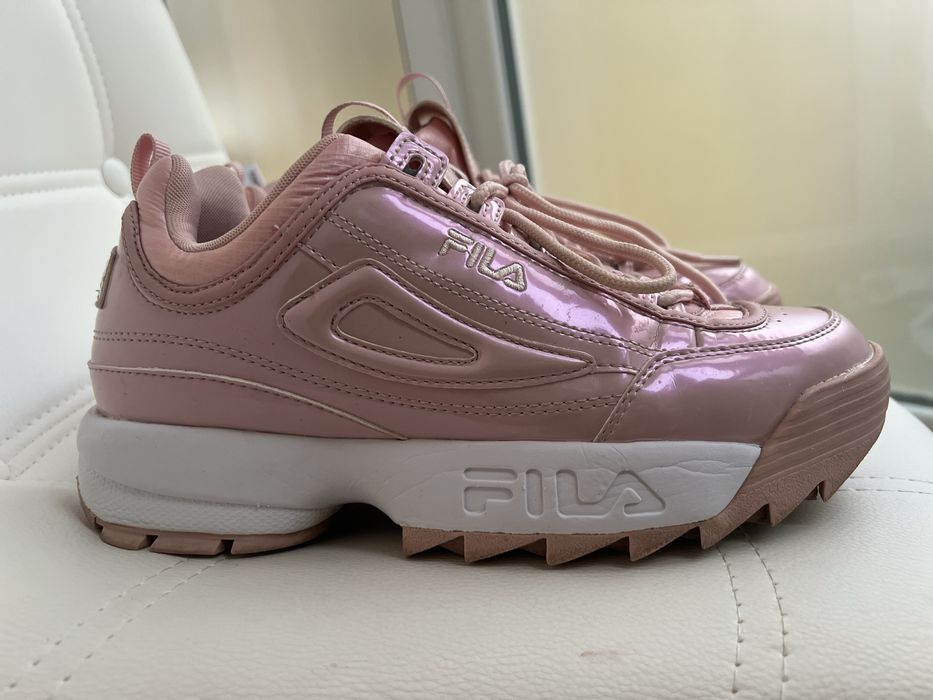 Маратонки розови Fila disruptor