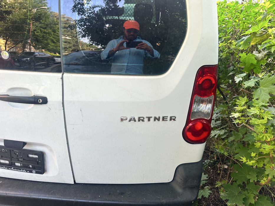 Vand Peugeot Partener