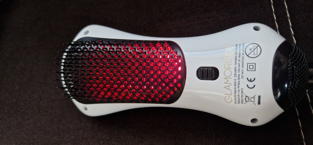 Четка - преса и сешоар