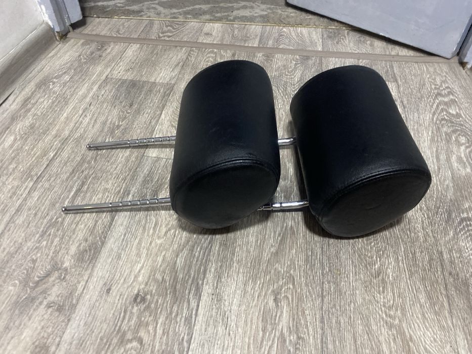 Передние полголовник bmw