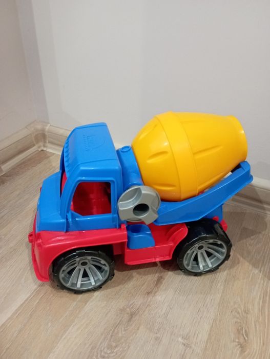 Детски играчки- колонка Дисни, багер, камион, пингвин