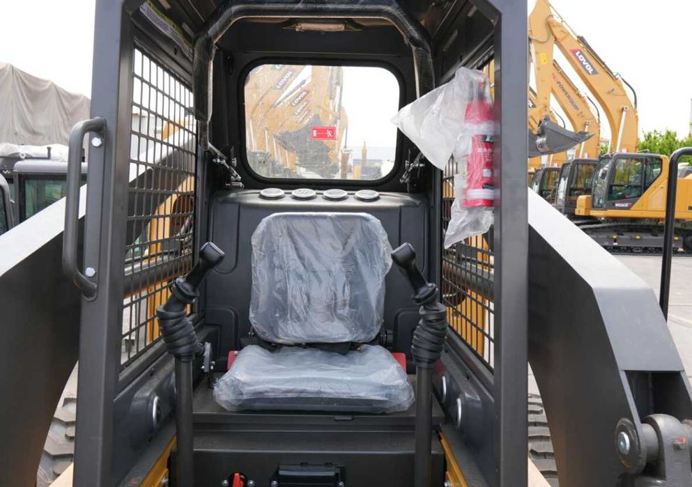 Мини-Фронтальный погрузчик LOVOL FSL60