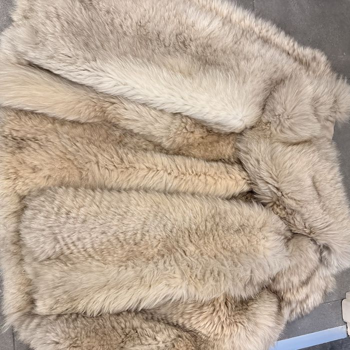 Haina blana naturala vulpe aurie