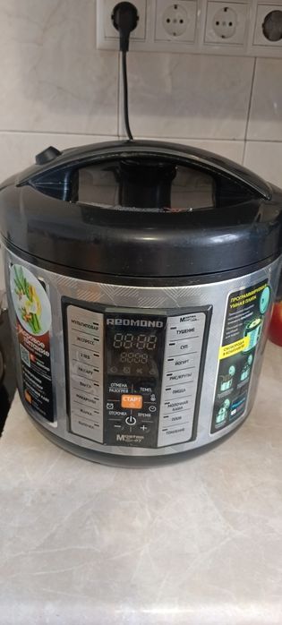 Продам мультиварку