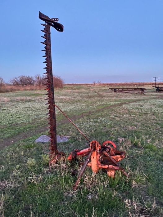 Продам трактор Т25 и комплектующие