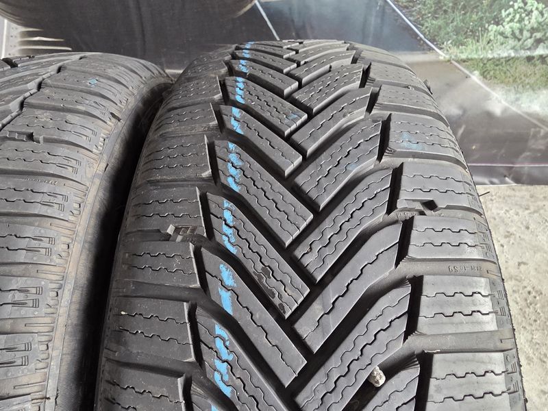 205/55/16 MICHELIN 4бр