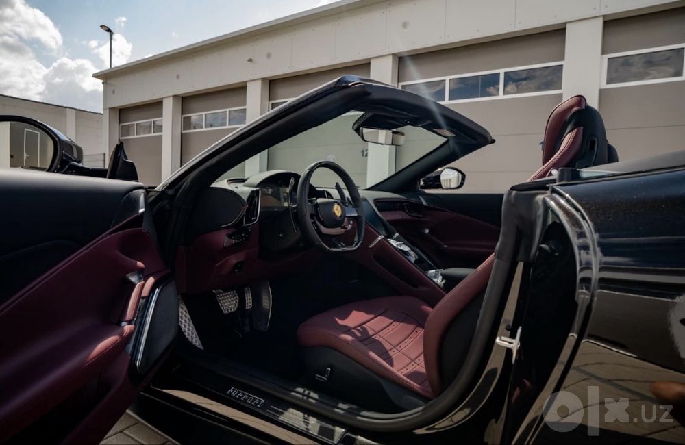 Ferrari Roma Spider 2026