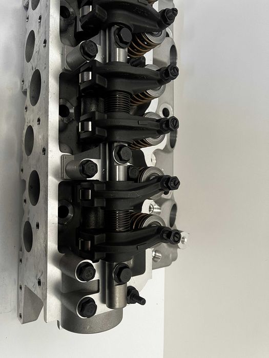 Головка блока на Toyota 2L-T