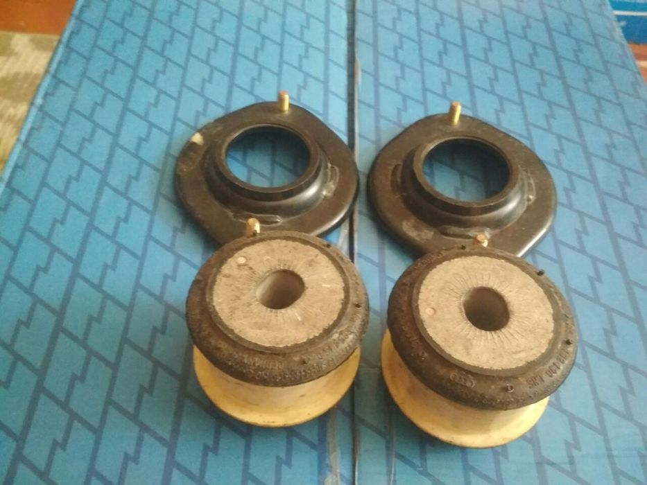 Передние тормозные дисковые колодки Суберван