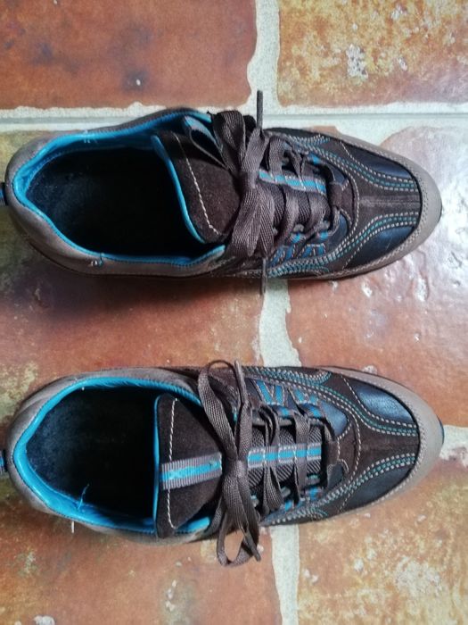 Pantofi Geox marime 37