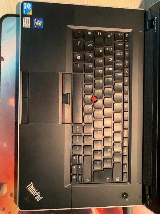 Vand laptop Lenovo ThinkPad One Edge.