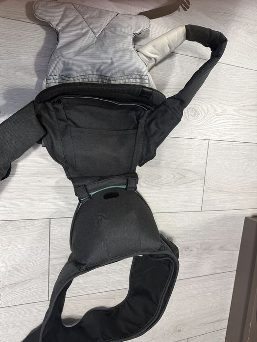 Marsupiu multifunctional Chicco nou